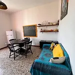 Pm 18 Via Giuseppe Palomba Guest House